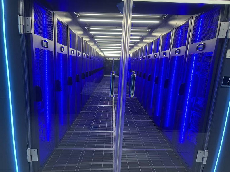 北京酒仙桥M8机房高电机柜租用